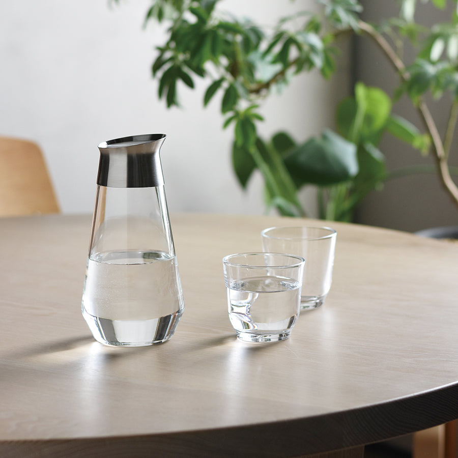 LUCE water carafe 750ml / 25oz