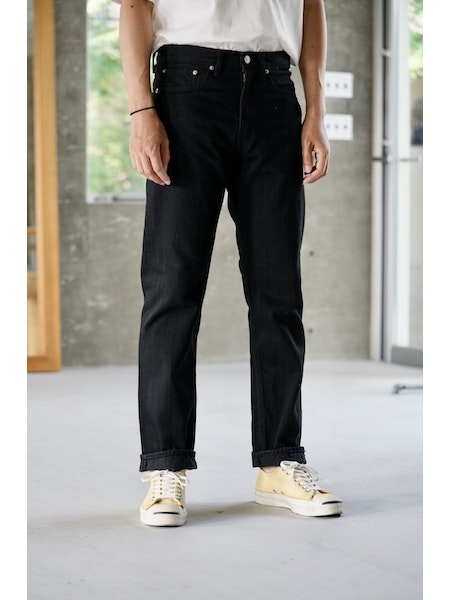 107 Ivy Fit Selvedge Denim - Black Denim