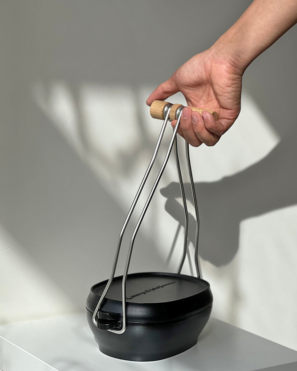 Micro Cast Iron Lifter