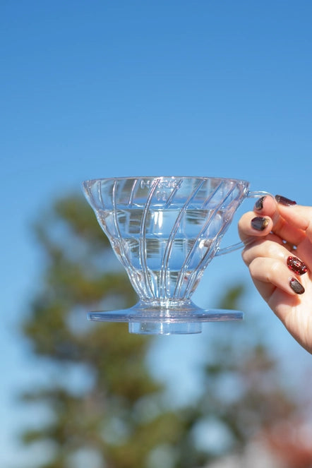 V60 Plastic Coffee Dripper 02 Classic - Clear