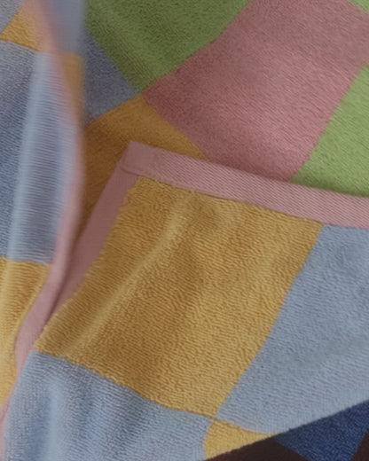 Hand Towel Set of 2 - Daisy Mix