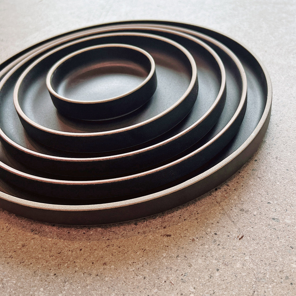 Plate 8 5/8" x 7/8" - Black